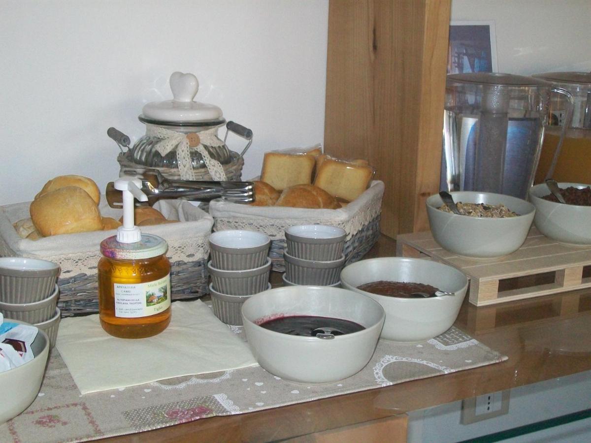 B&B La Bottega 페르지네 발수가나 외부 사진